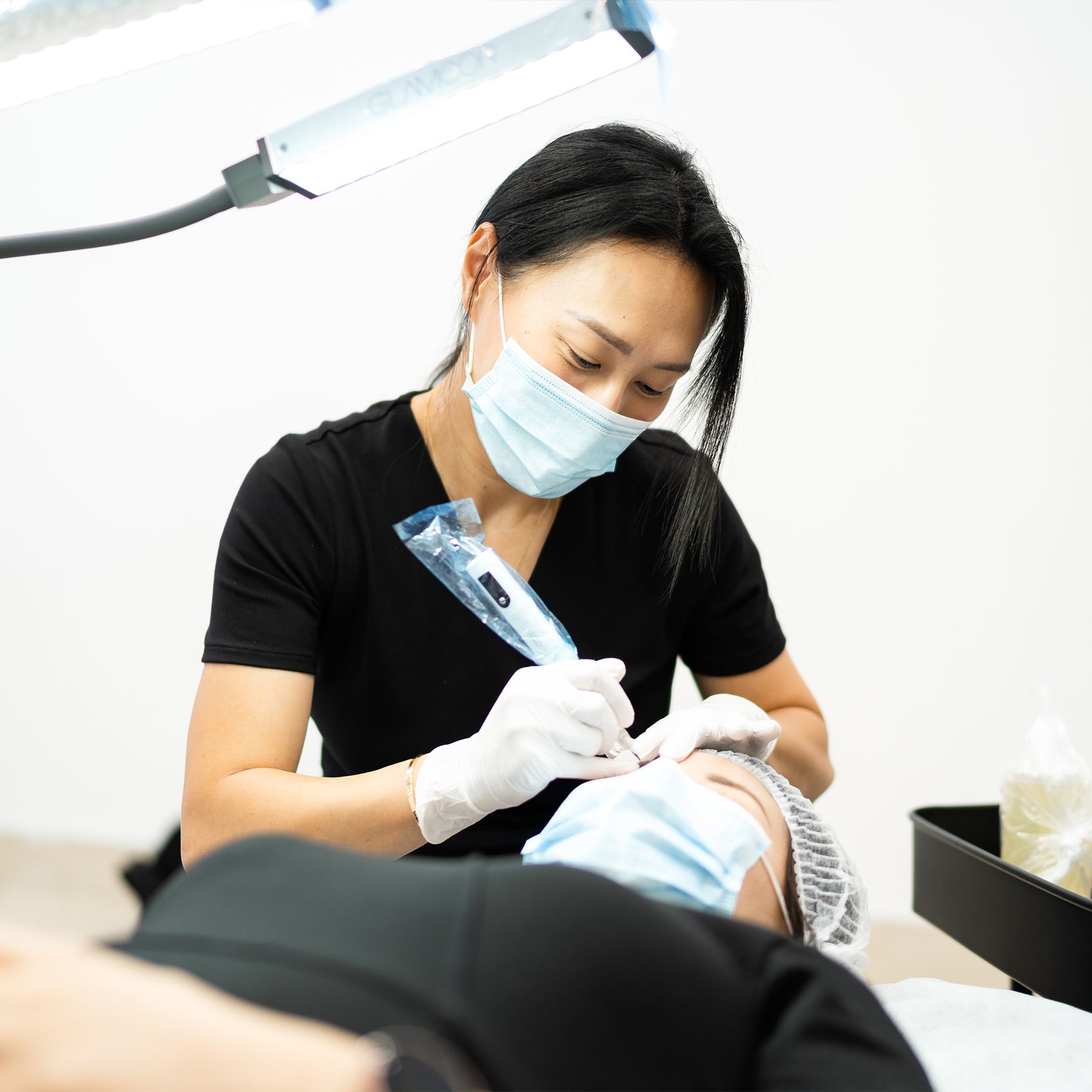 Ombré Brows Online by Beauté Academy